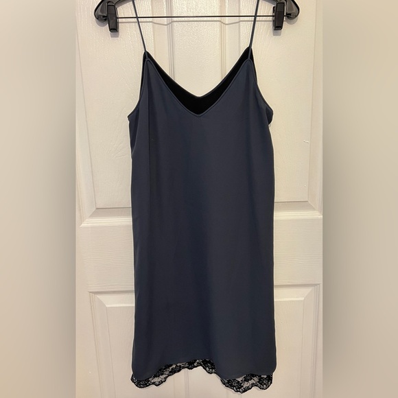 ZARA Women’s Navy Blue Sleeveless V-Neck Lace Hem Slip Dress Size S - Picture 1 of 5